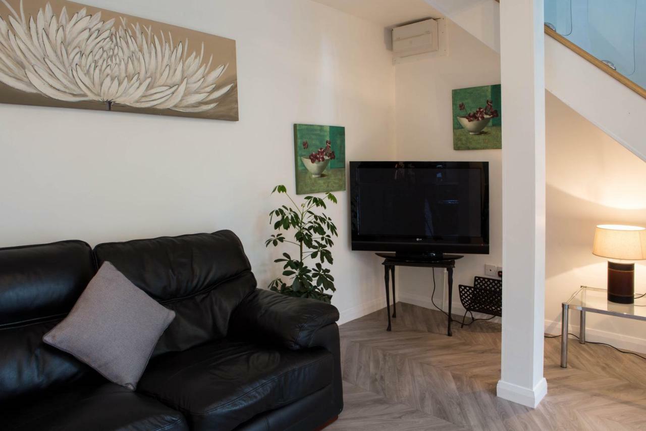 The Retreat At Plover Cottage Lindley Huddersfield Exterior photo